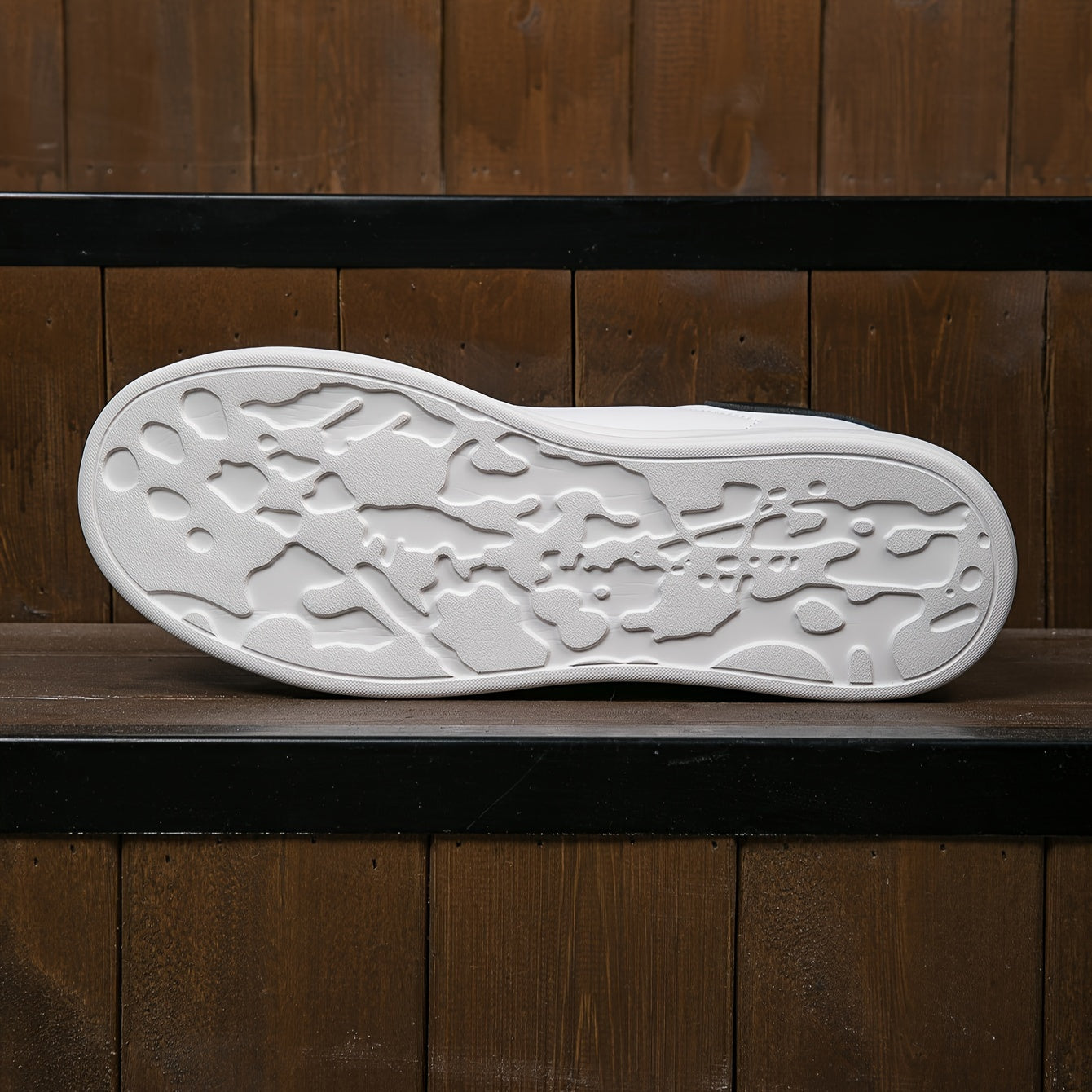 Schlichte weiße Sneakers für Damen