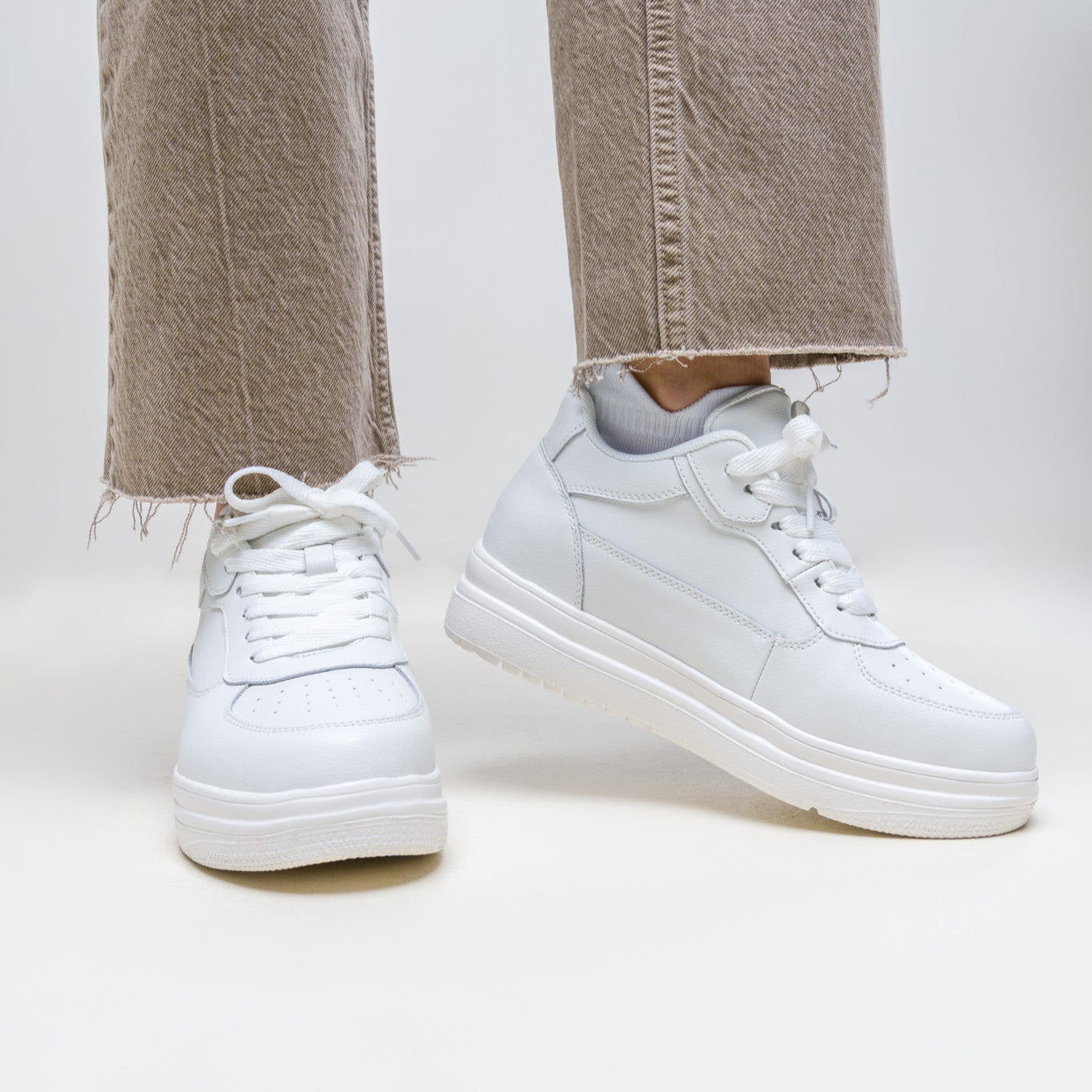 Weiße elegante Alltagsschuhe für Damen – Sohlenprofil | Schuh Galaxy