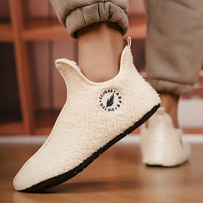 Moderne Fuzzy Hausschuhe „AEFE“ – Detailansicht | Schuh Galaxy