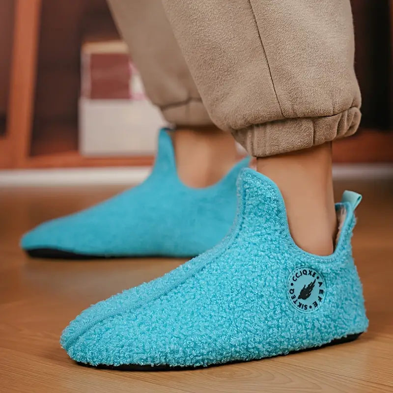 Moderne Fuzzy Hausschuhe „AEFE“ – Beide Schuhe | Schuh Galaxy