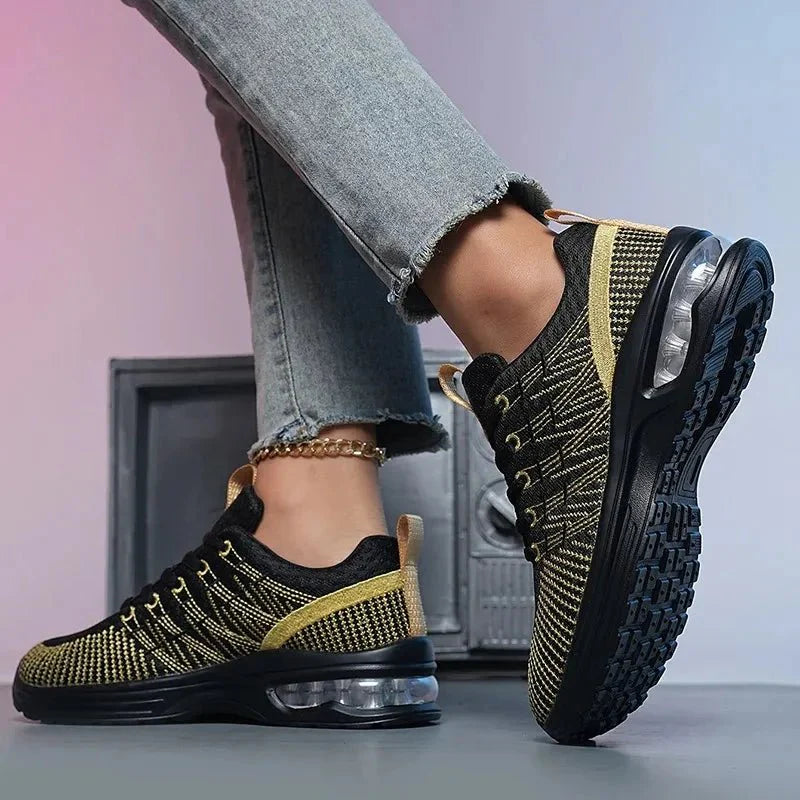 ColorBlock BreezeKnit Laufschuh – Seitenansicht | Schuh Galaxy